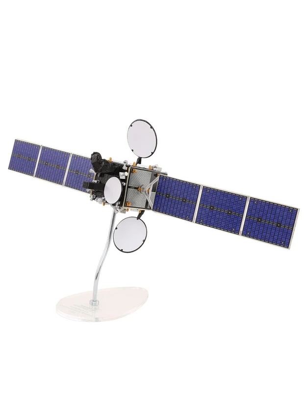 TÜRKSAT-6A Maket 1/50